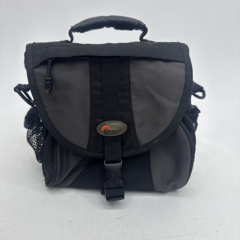 LowePro EX140 Camera Bag with Shoulder Strap (Black) Lens Pockets Camcorder